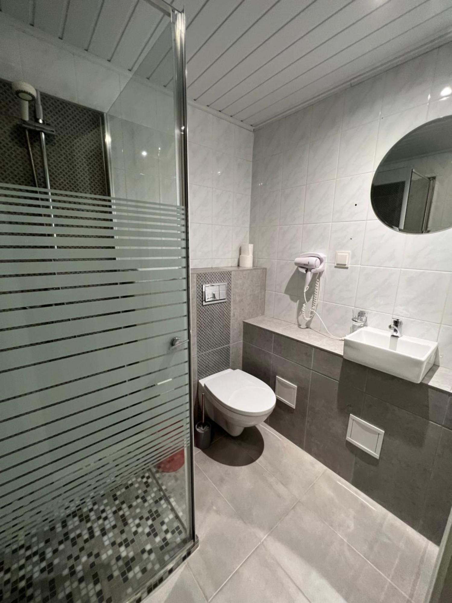 Astra Hotel Klaipėda Dış mekan fotoğraf