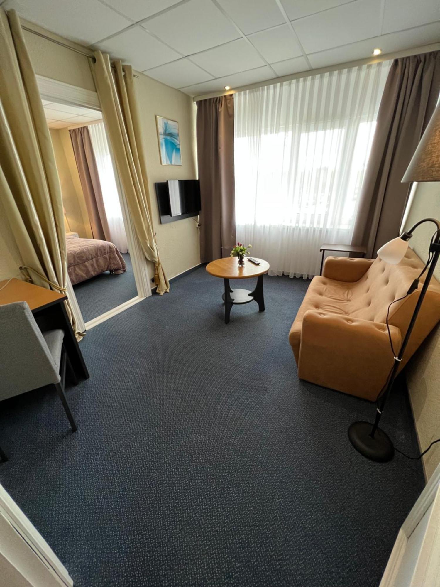 Astra Hotel Klaipėda Dış mekan fotoğraf